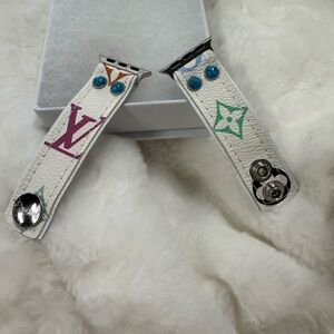 Spark*l Luxury Watch Band LV
💯 Authentic NIB Apple Watch Band